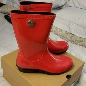Ugg rain boots